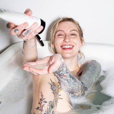 Stories & Ink Enhancing Exfoliating Body Wash 6.76 fl oz