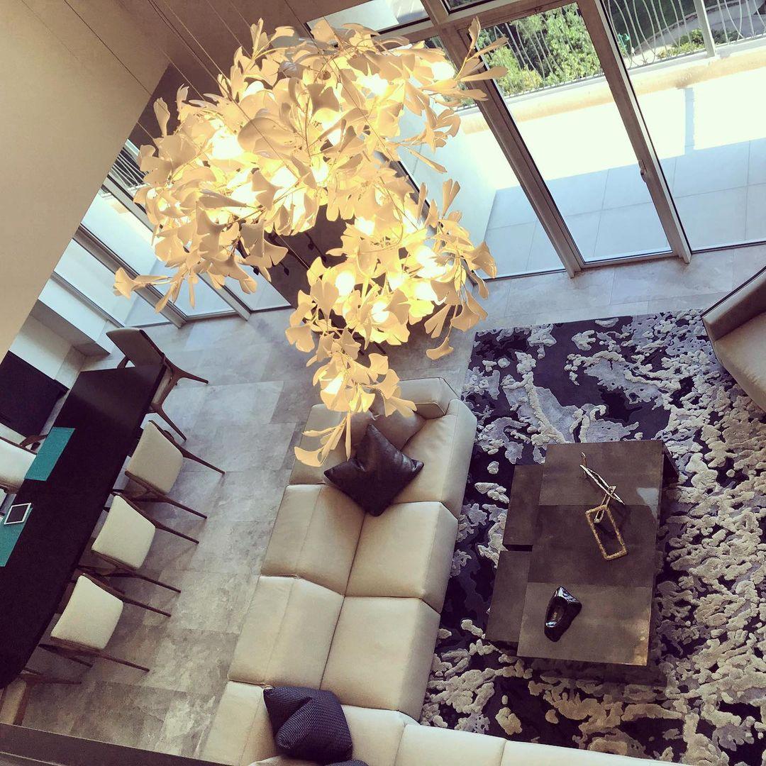 Porcelain Ginkgo Leaf Linear Chandelier with Flexible Branches | Dining Table Light
