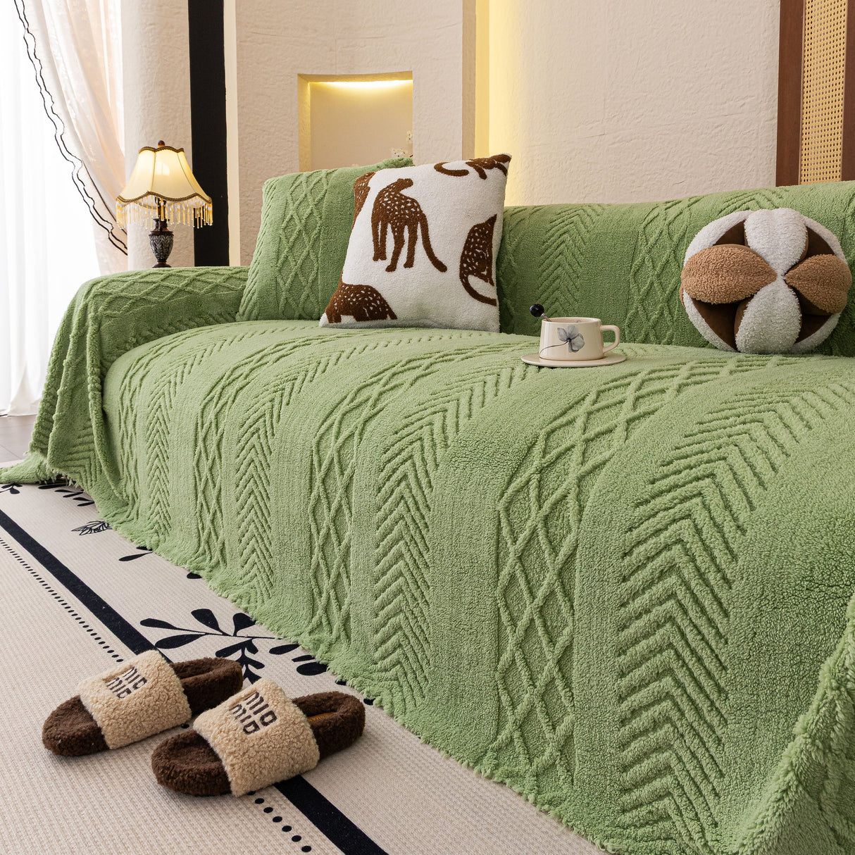 Plush Sherpa Fleece Sofa Cover with 3D Cable Knit Texture, Soft Cozy Throw Blanket