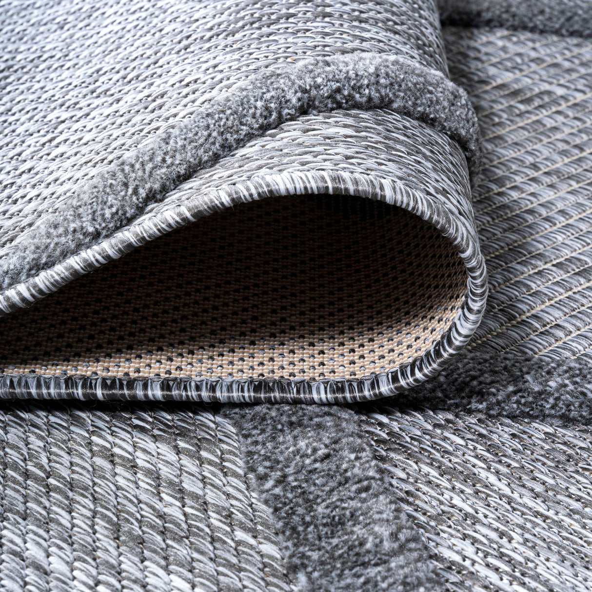 Salines Diamond Trellis Square Indoor/Outdoor Area Rug