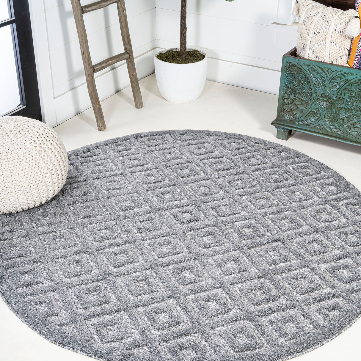 Portmany-Neutral-Diamond-Trellis-Round-Indoor/Outdoor-Area-Rug-Area-Rugs