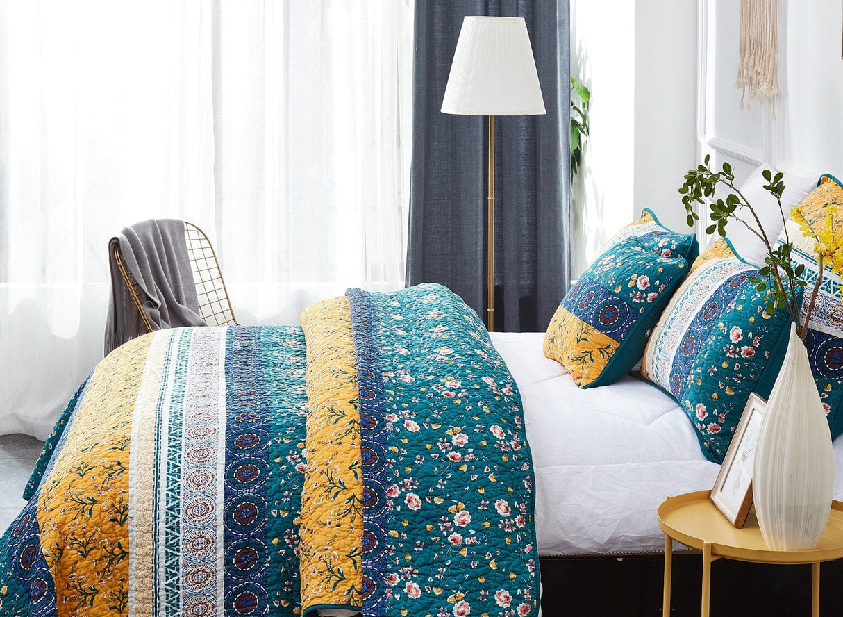 Random Mystery Box - Cotton Patchwork Quilted Bedspread Coverlet Set