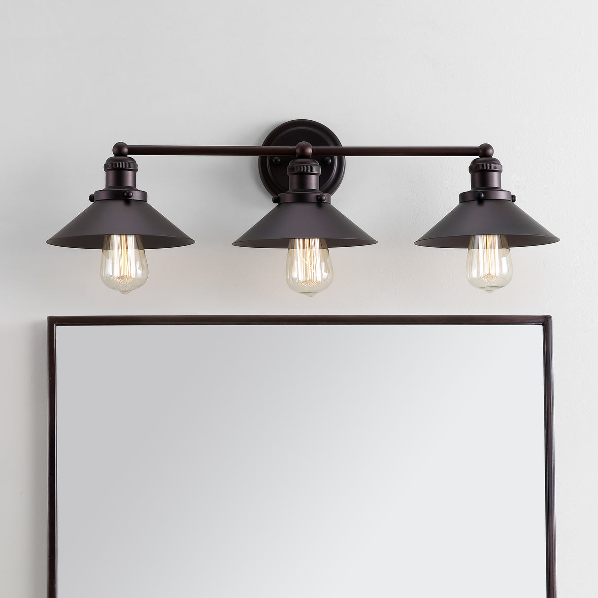 July 3-light Metal Vanity Light
