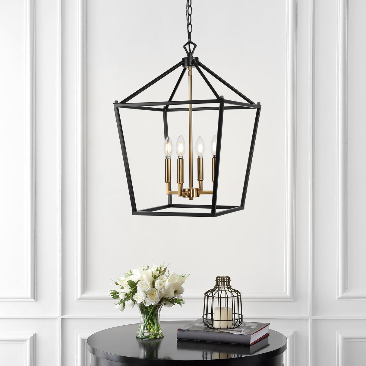 Pagoda 4-Bulb Lantern Metal LED Pendant