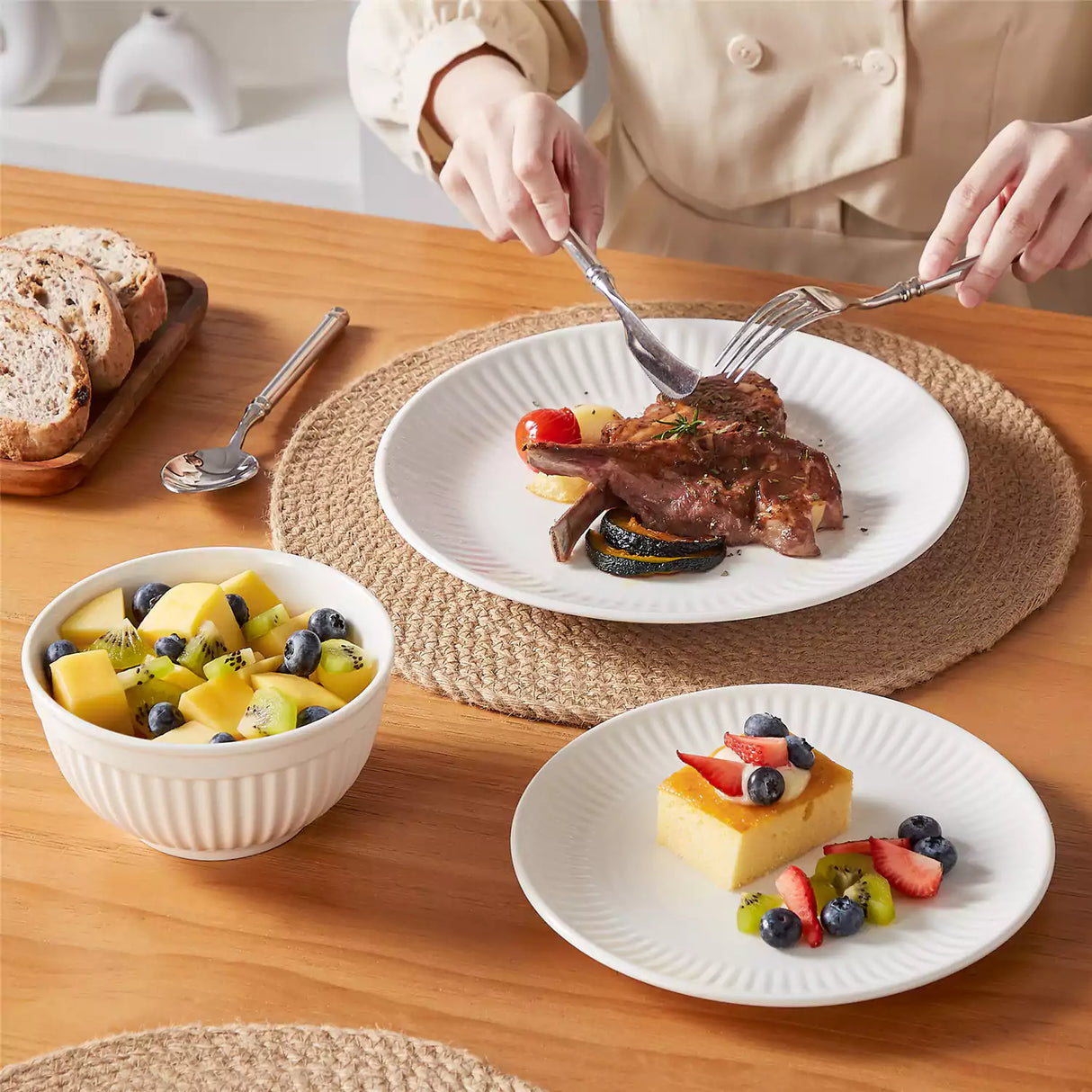 Leila 12 Piece Dinnerware Set