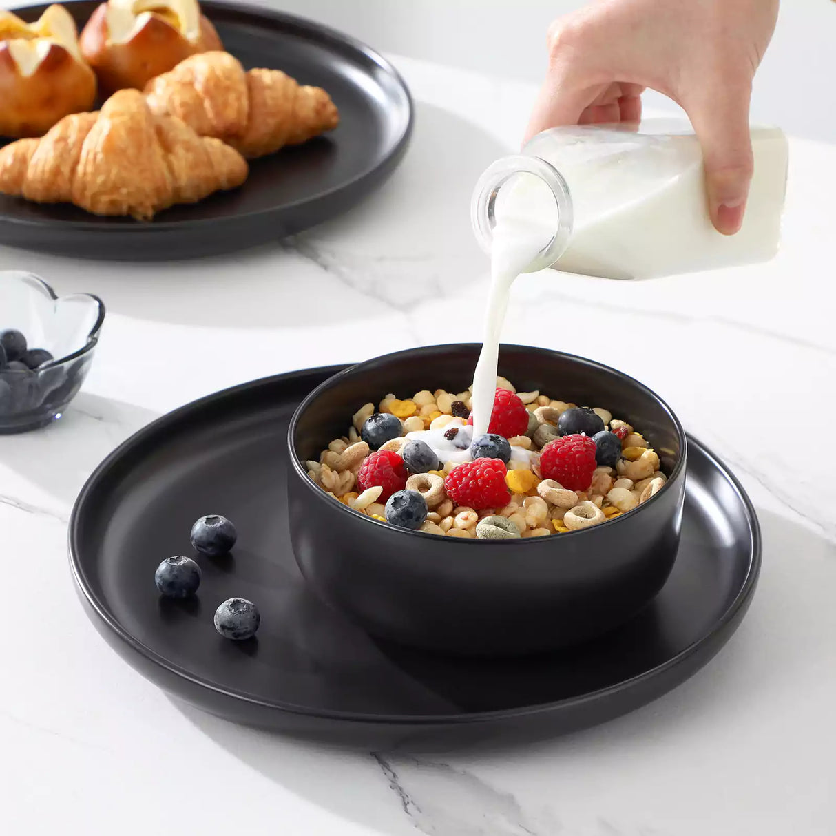 Luna Matte Black 12 Piece Dinnerware Set