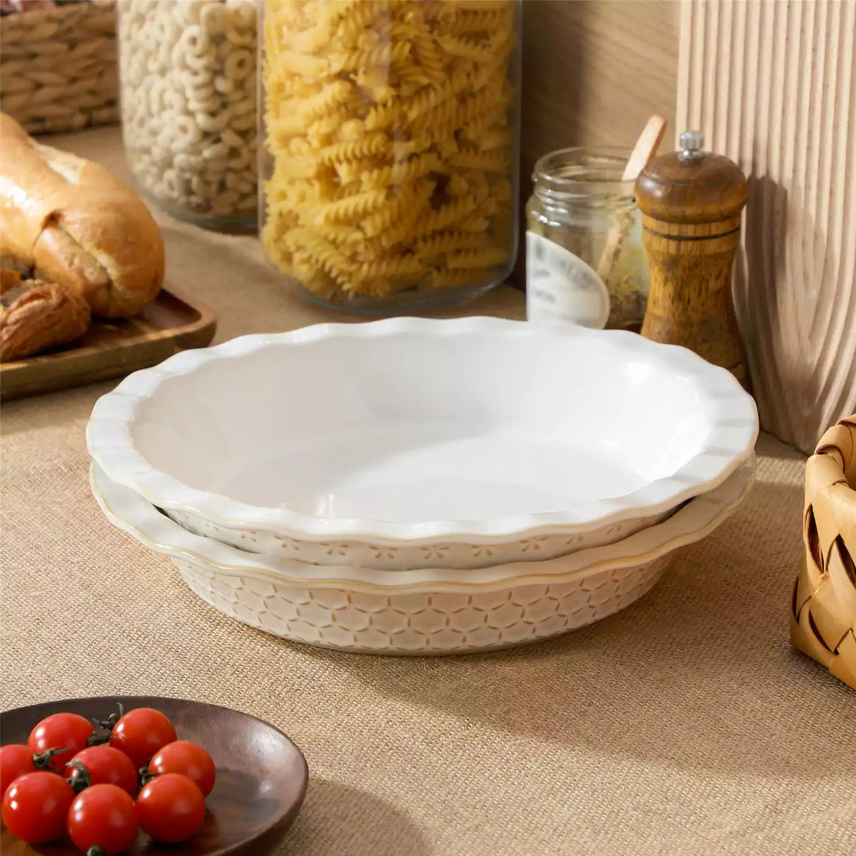 Lydia Fluted Pie Pan Stoneware Baking Dish
