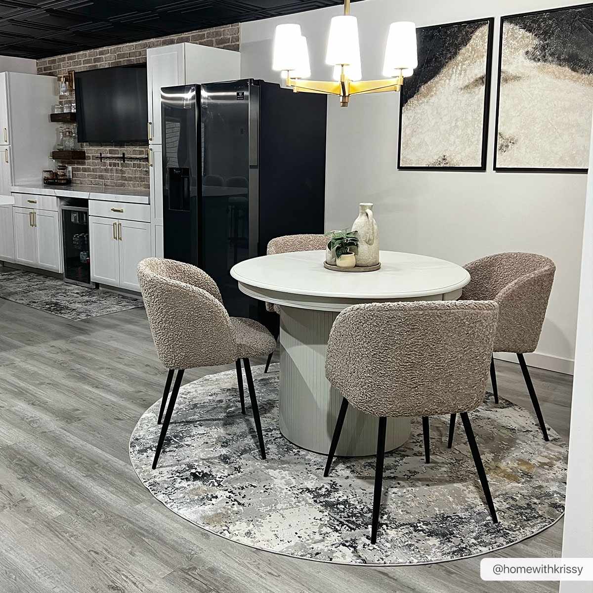 Lenzburg Faux Silk Abstract Rug