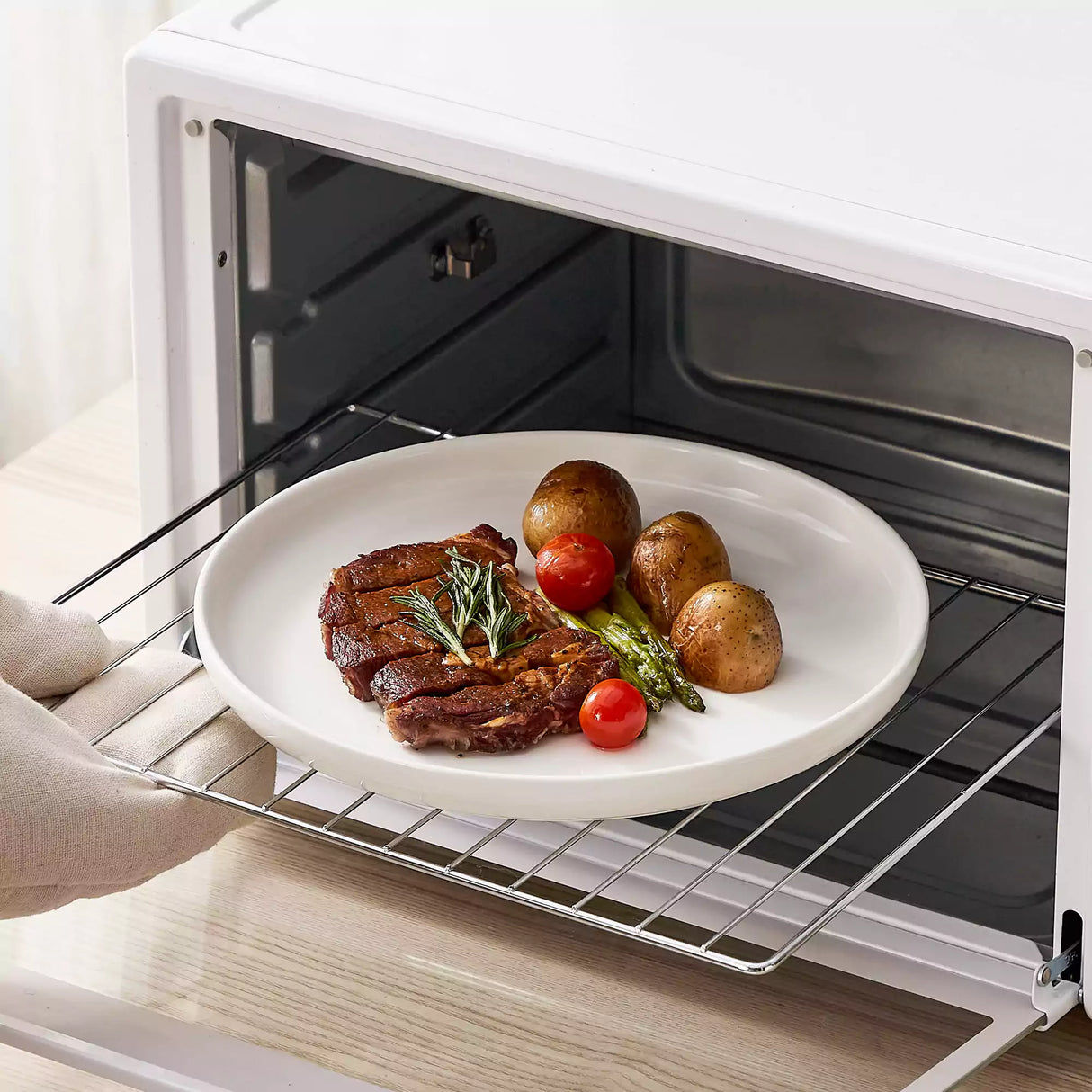 Mina 12 Piece Dinnerware Set