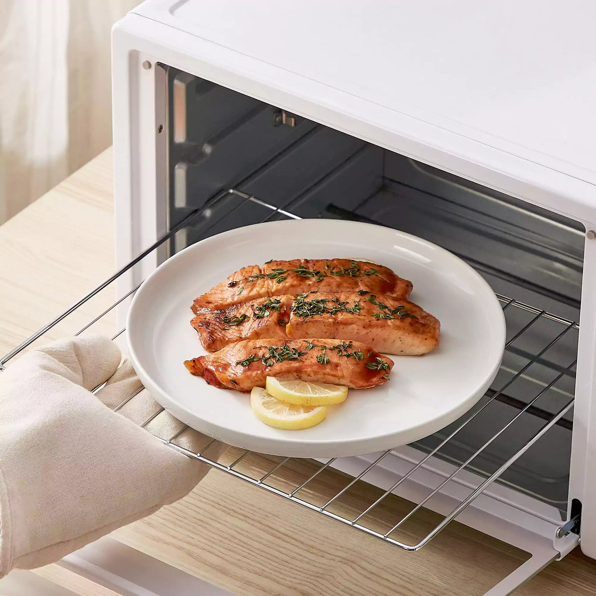 Mina 16 Piece Dinnerware Set