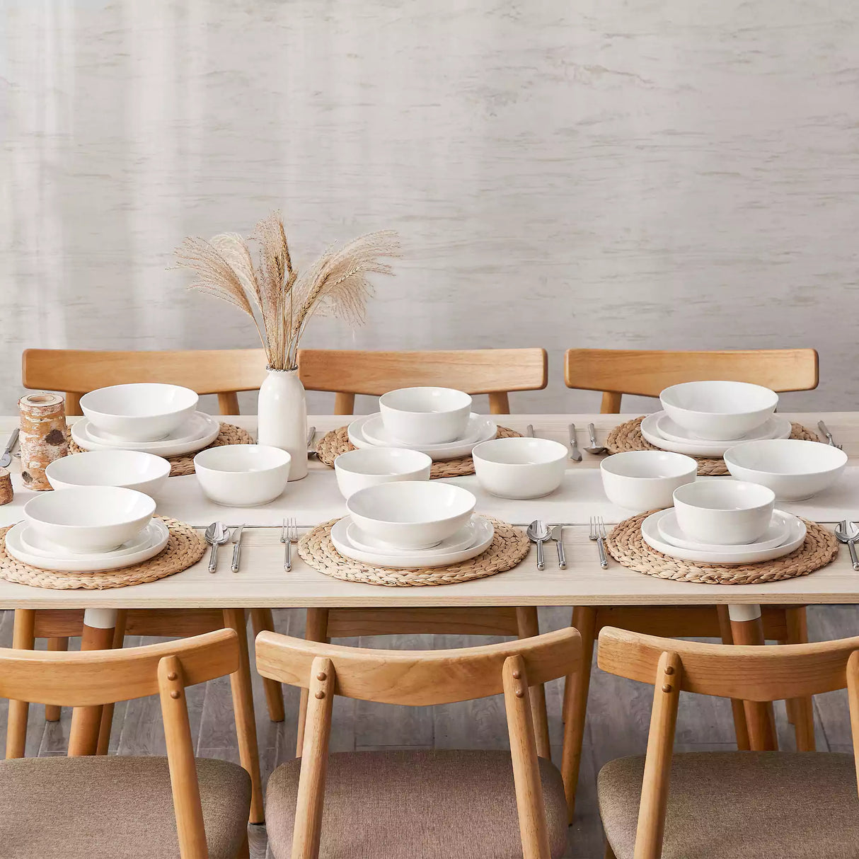 Mina 24 Piece Dinnerware Set