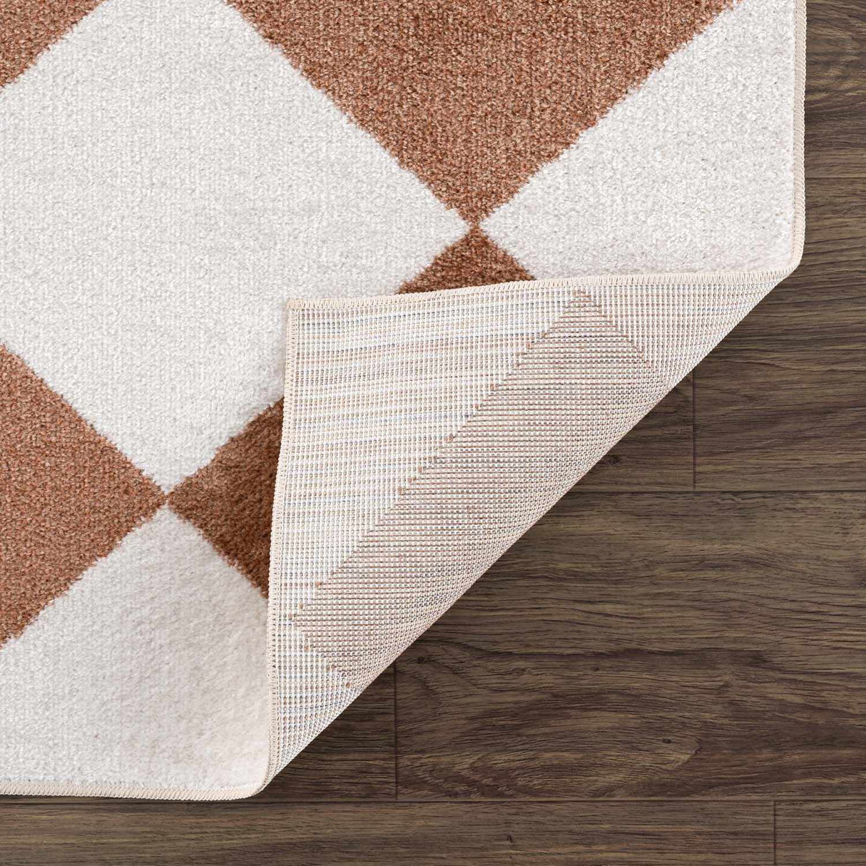 Ulric Chestnut Diamond Washable Area Rug