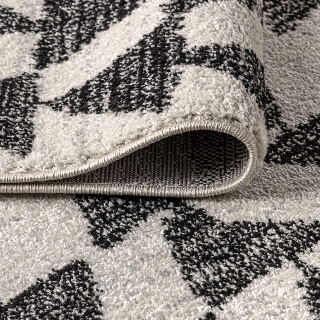Aisha Moroccan Triangle Geometric Square Area Rug