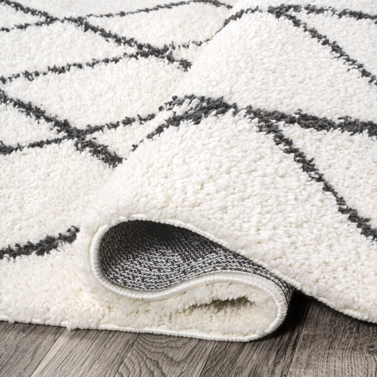 Cami Moroccan Style Diamond Shag Area Rug