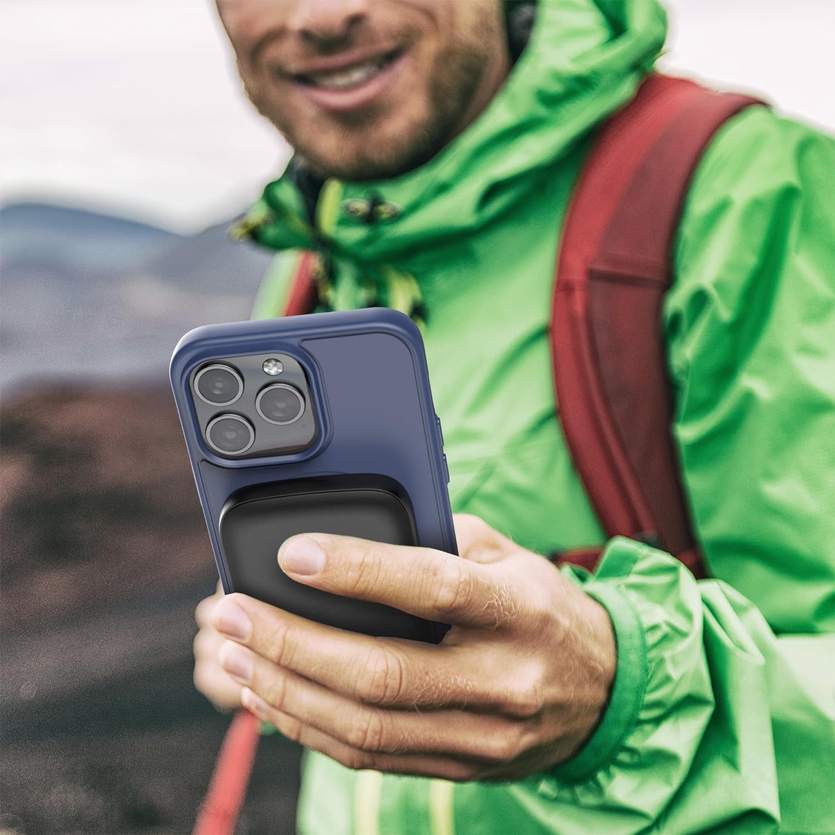 MagSafe Fast Charging Battery Pack for iPhone, Compatible with MagSafe - Ultra Slim Magnetic Power Bank, Portable Fast Charge Wireless Travel Charger (5000mAh)