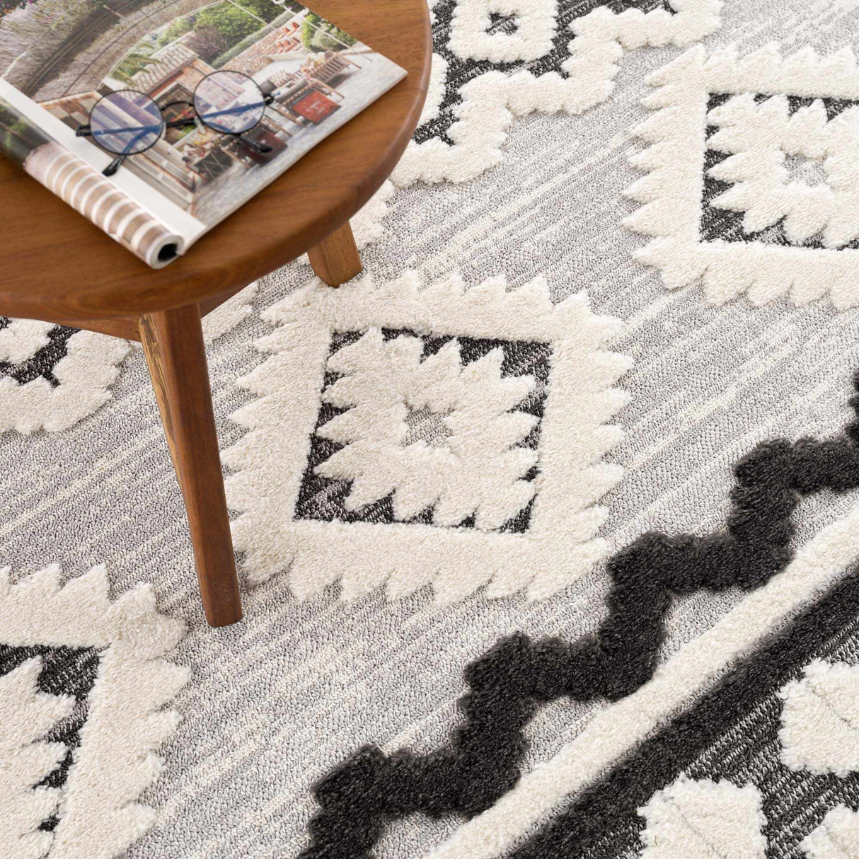 Dinganen High/Low Pile Area Rug