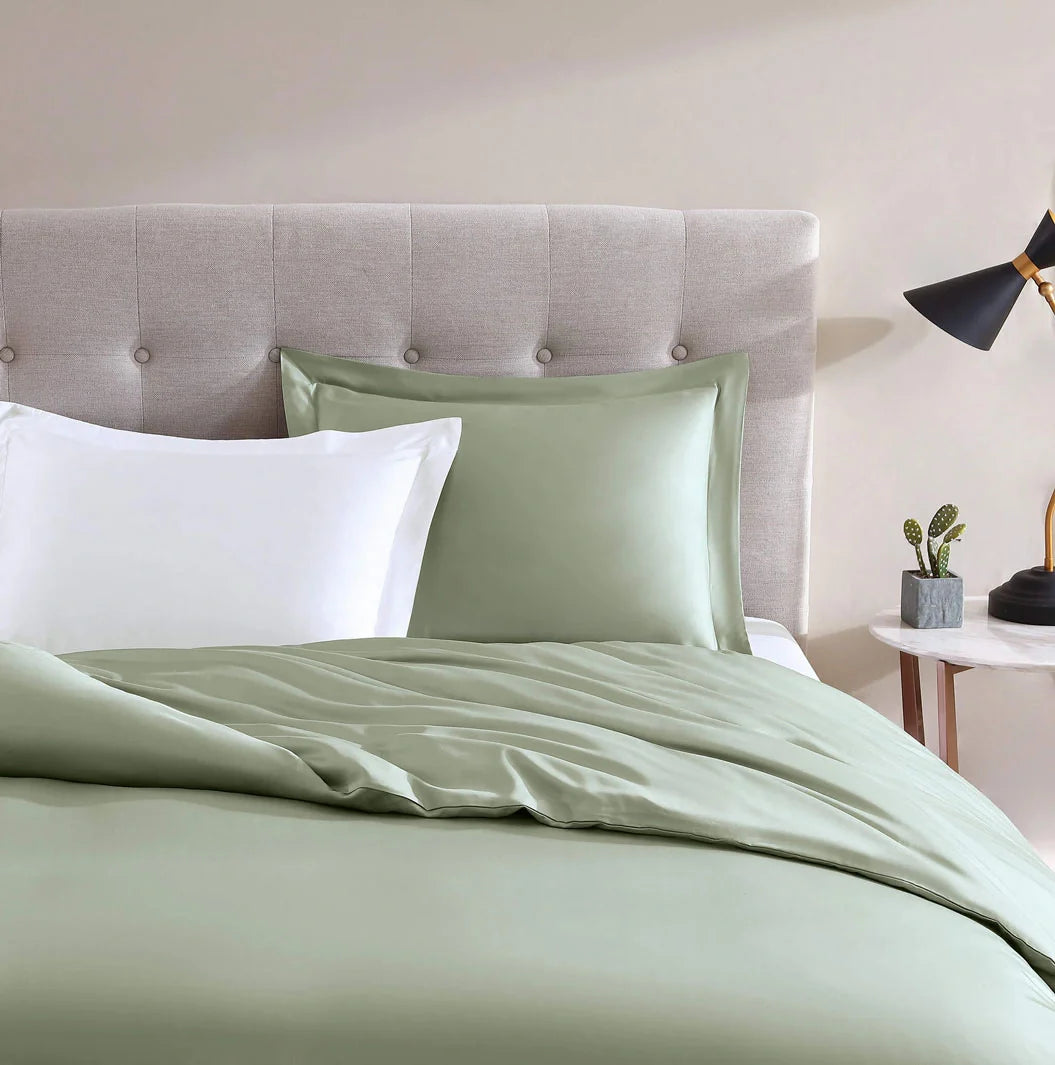 Premium Lumière Sham Set