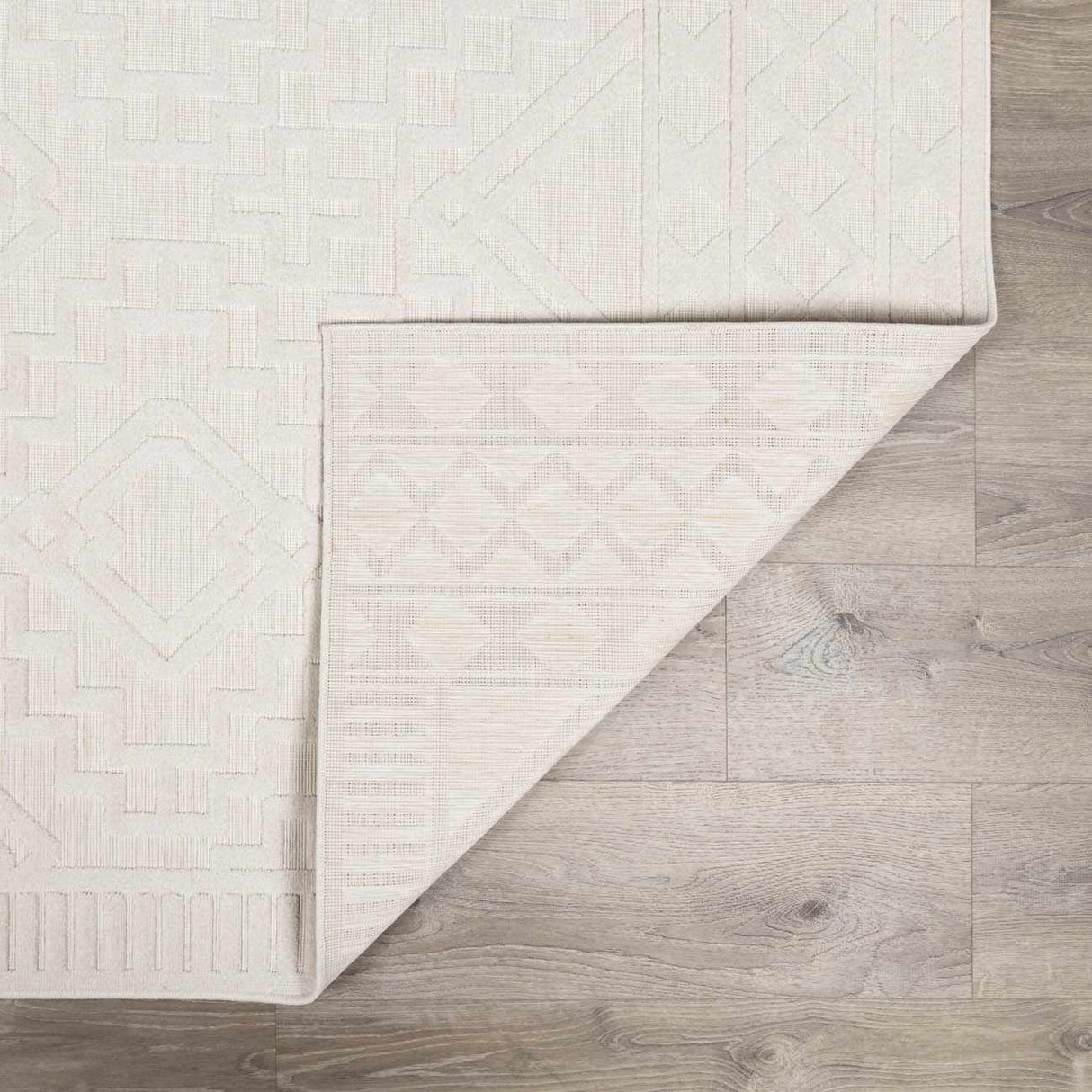 Plumtree 3D White Outdoor Rug