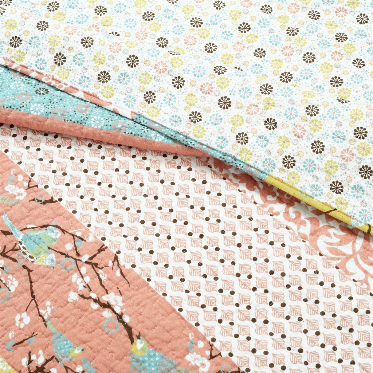 Full/Queen Blue Yellow Pink Ivory Boho Floral Reversible Lightweight Quilt Set