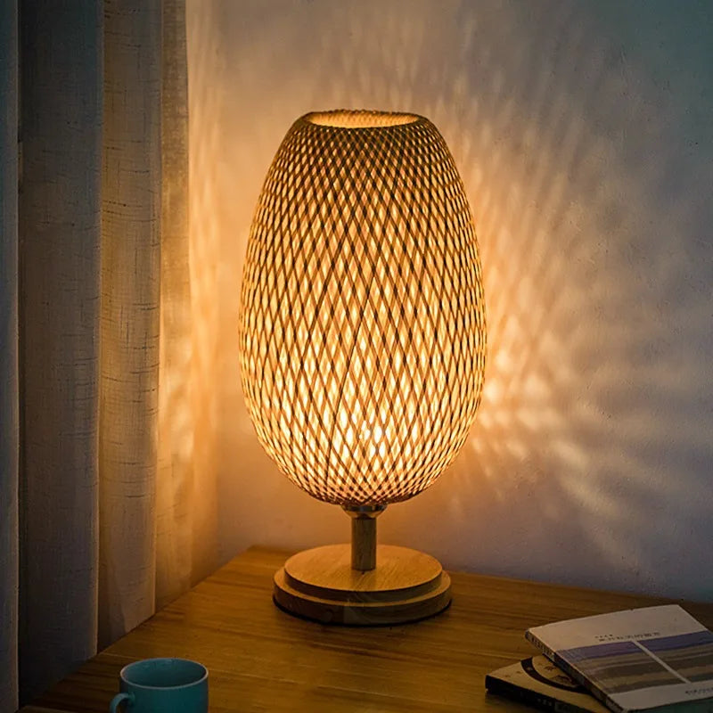 Natural Bamboo Rattan Table Lamp Hand-Woven Bedside Lamp for Bedroom & Living Room