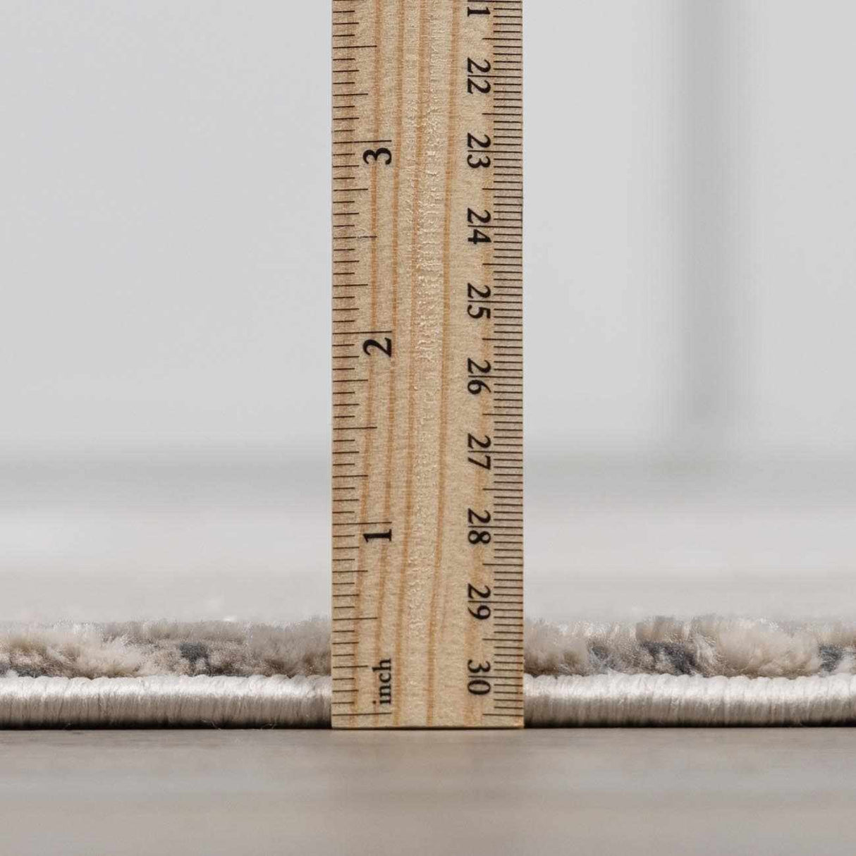 Garza Diamond Textured Washable Rug