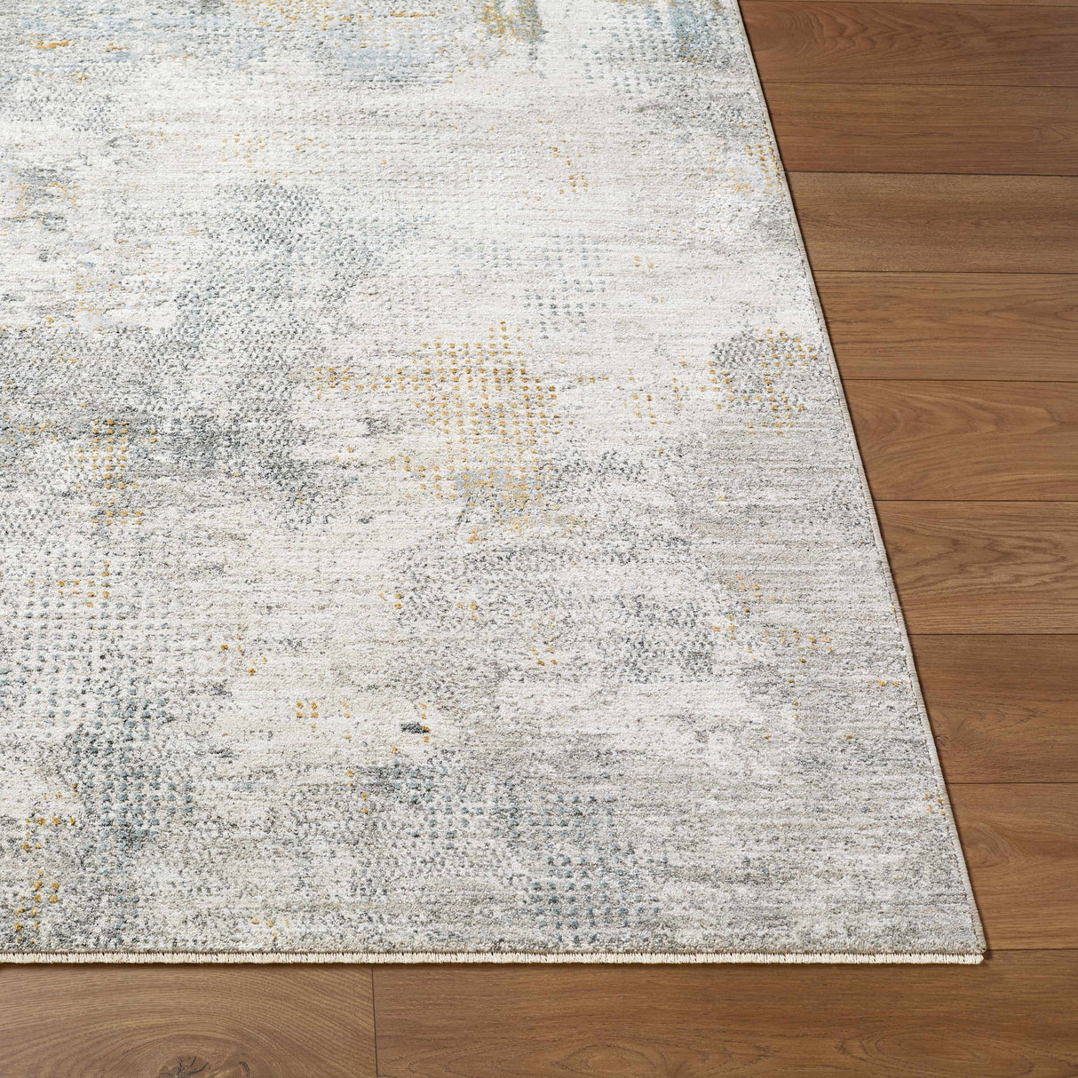 Gryta Textured Rug with Fringes