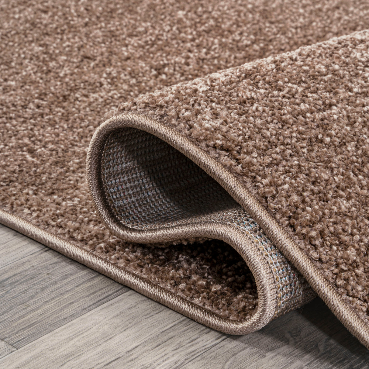 Haze Solid Sleek Low-Pile Square Area Rug