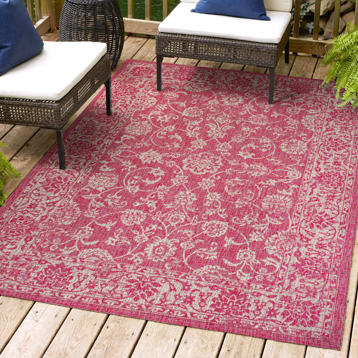Tela Bohemian Textured Weave Floral Indoor/Outdoor Area Rug