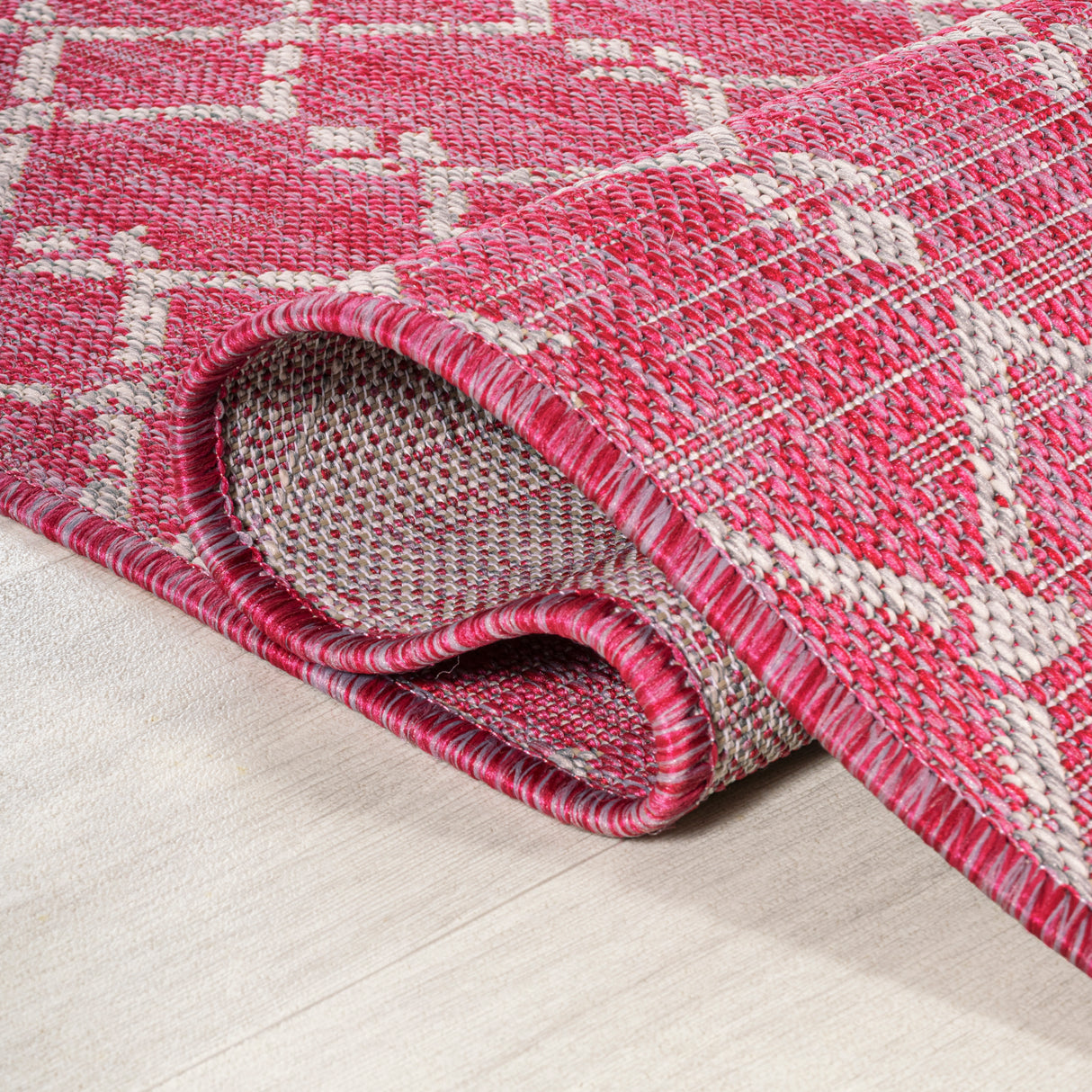 Ourika Moroccan Geometric Textured Weave Indoor/Outdoor Round Area Rug