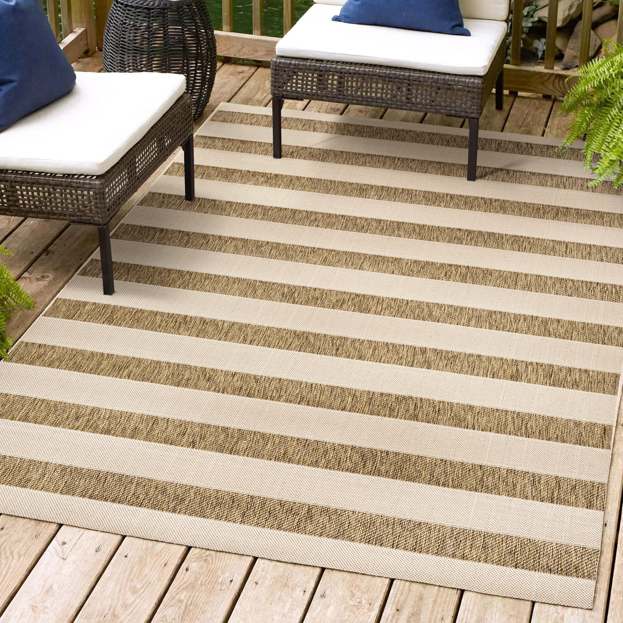 Aveiro-Wide-Stripe-Indoor/Outdoor-Area-Rug-Outdoor-Rugs