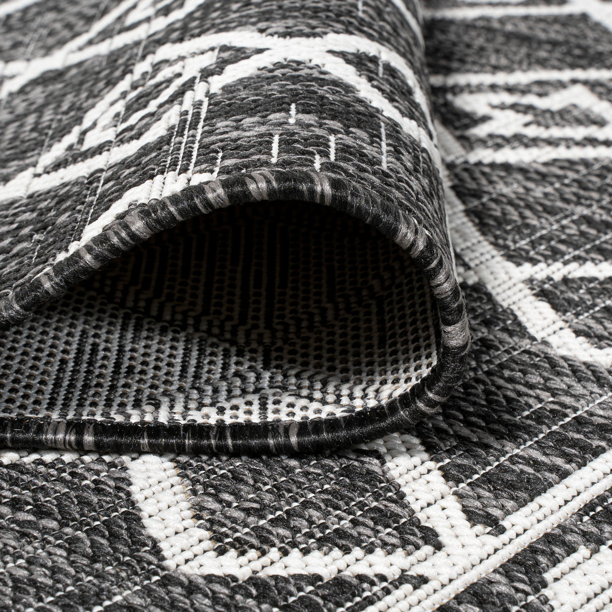 Kafel Tribal Bohemian Indoor/Outdoor Runner Rug