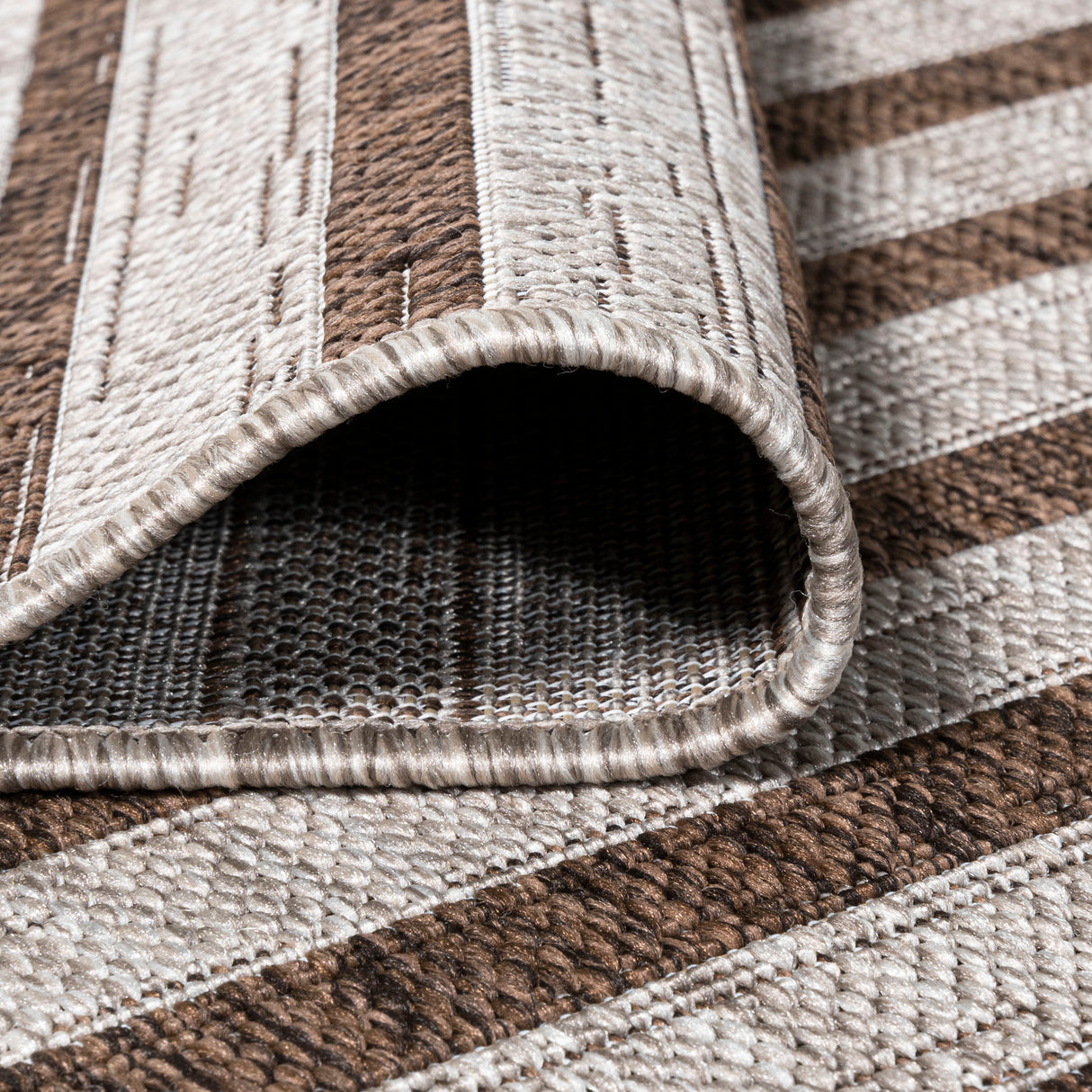 Sukie Modern Offset Stripe Indoor/Outdoor Runner Rug