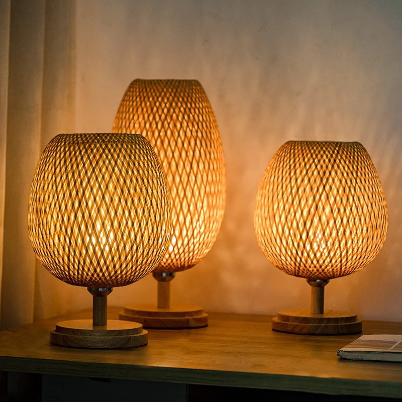 Natural Bamboo Rattan Table Lamp Hand-Woven Bedside Lamp for Bedroom & Living Room