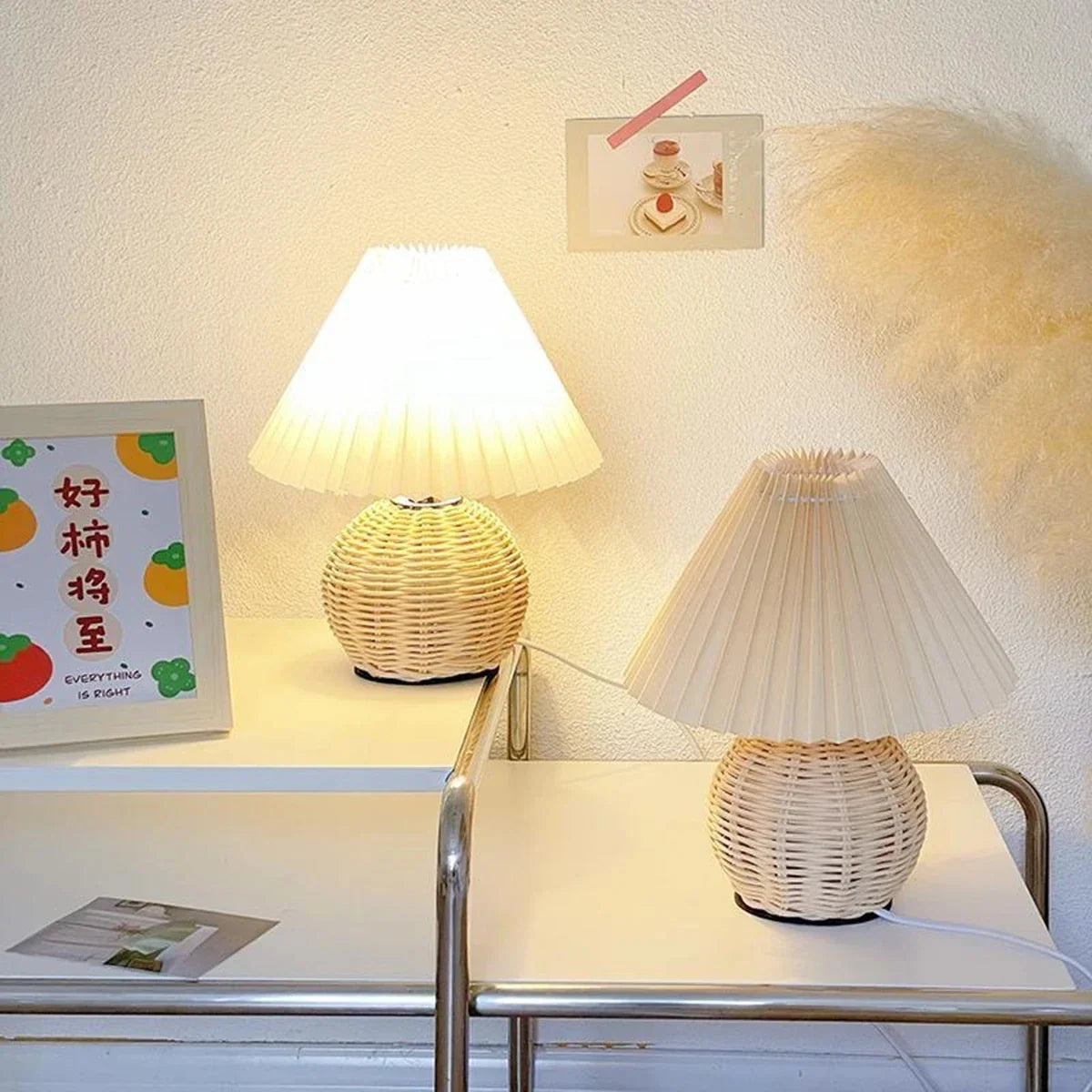 Pleated Fabric Bedside Table Lamp USB LED Light Retro Rattan Shade for Home Decor