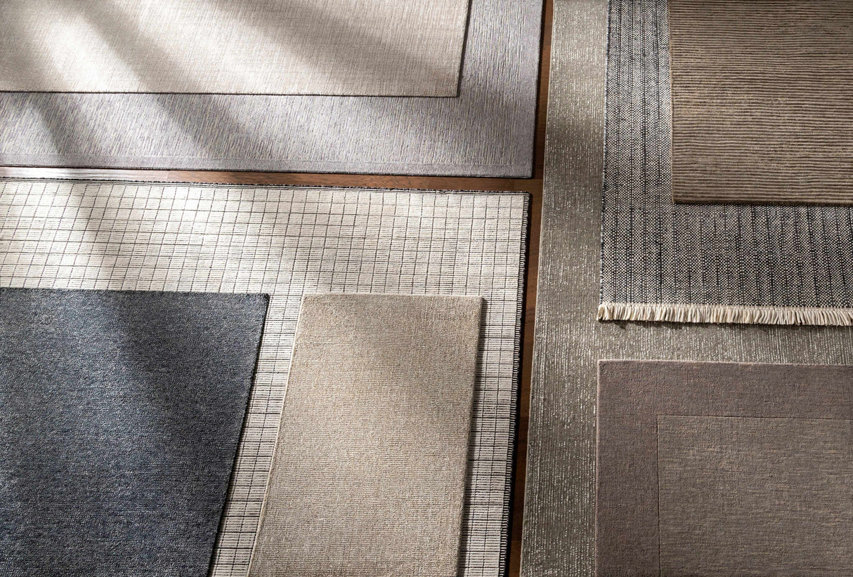 Bordered Solid Gray Wool Rug