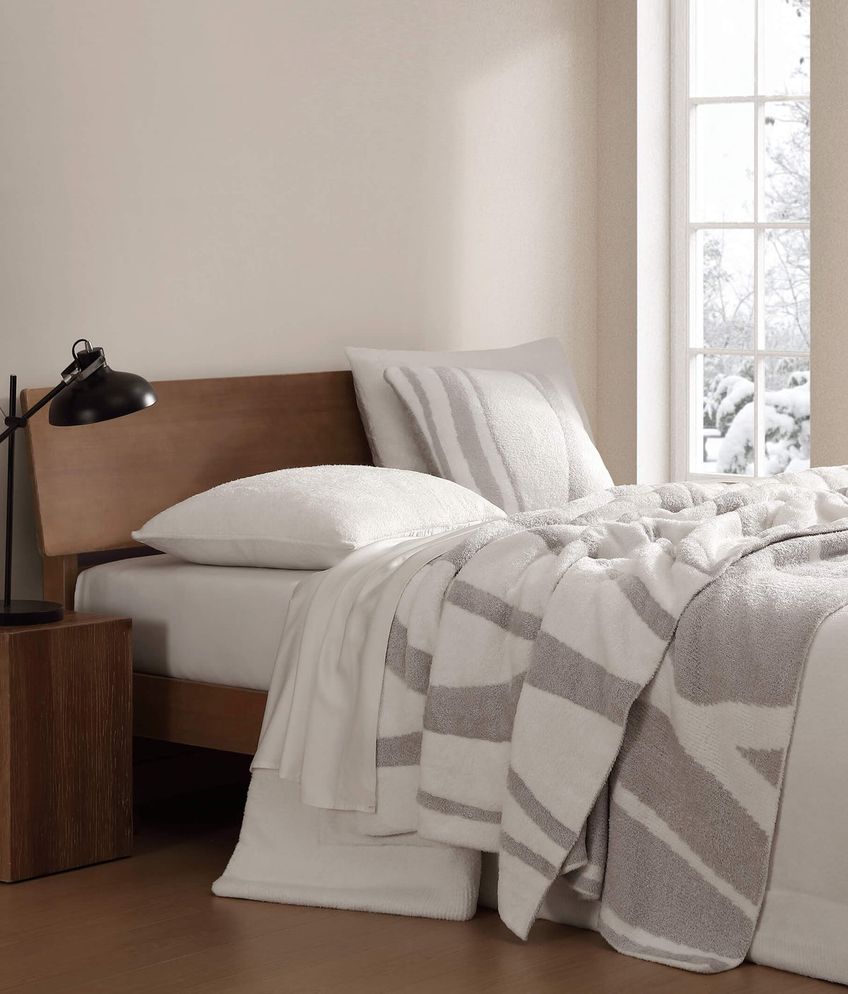 Cloud Silque Woodland Bed Blanket