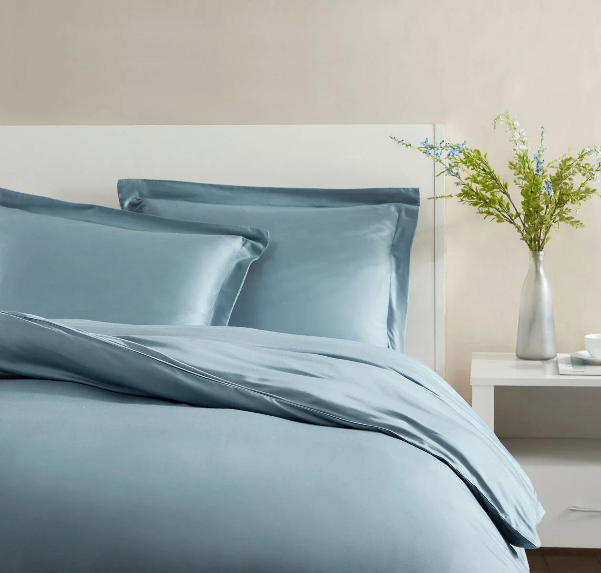 Premium Lumière Sham Set