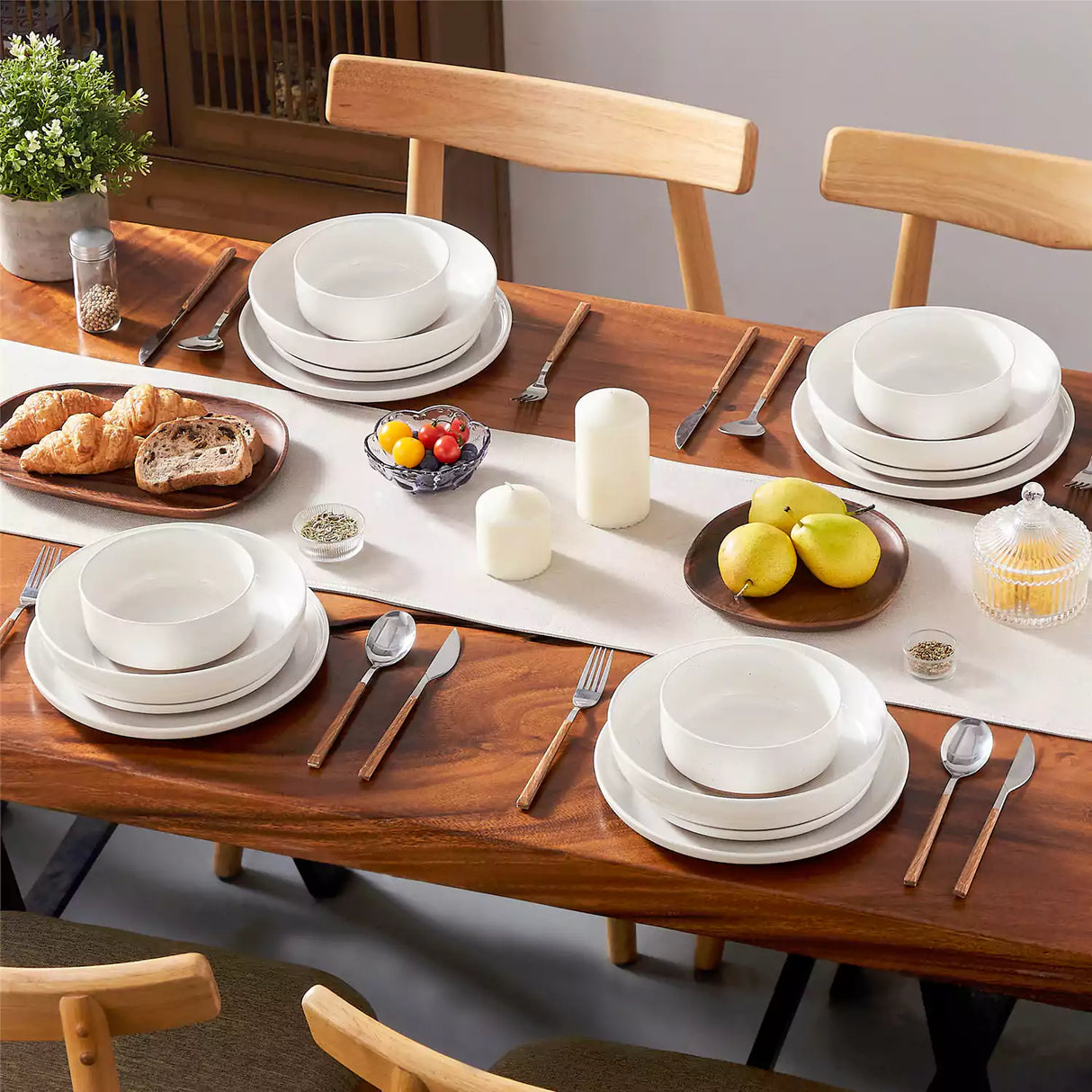 Tara 16 Piece Dinnerware Set