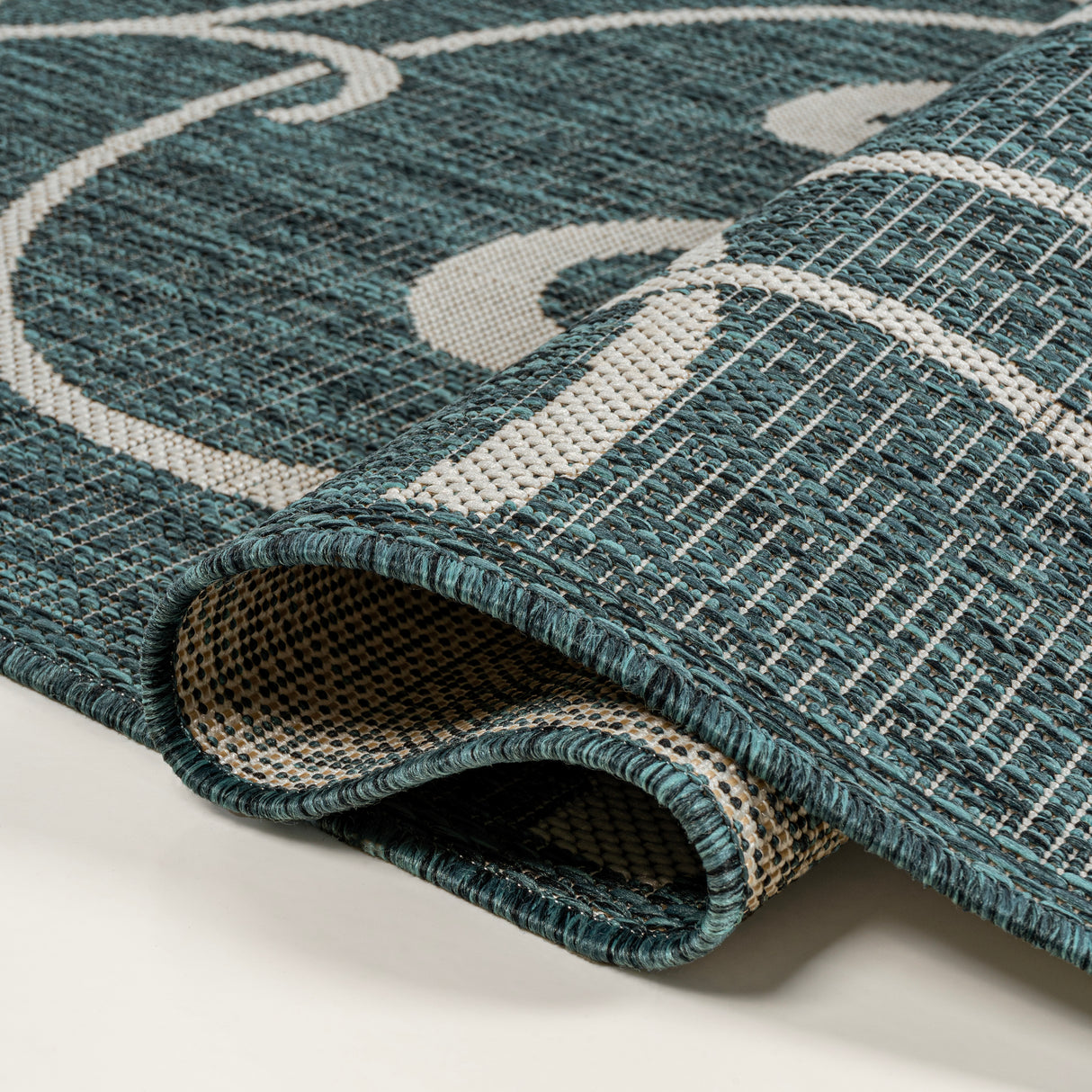 Maribel Traditional Classic All-Over Scroll Indoor/Outdoor Runner Rug