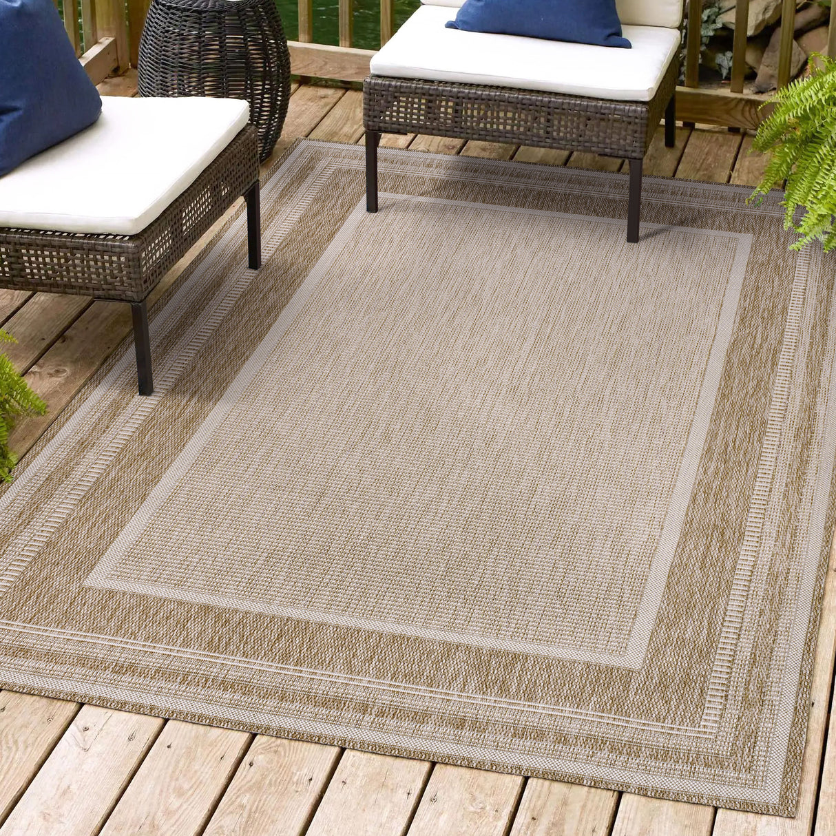 Beckett-Classic-Casual-Border-Stripe-Indoor/Outdoor-Area-Rug-Outdoor-Rugs
