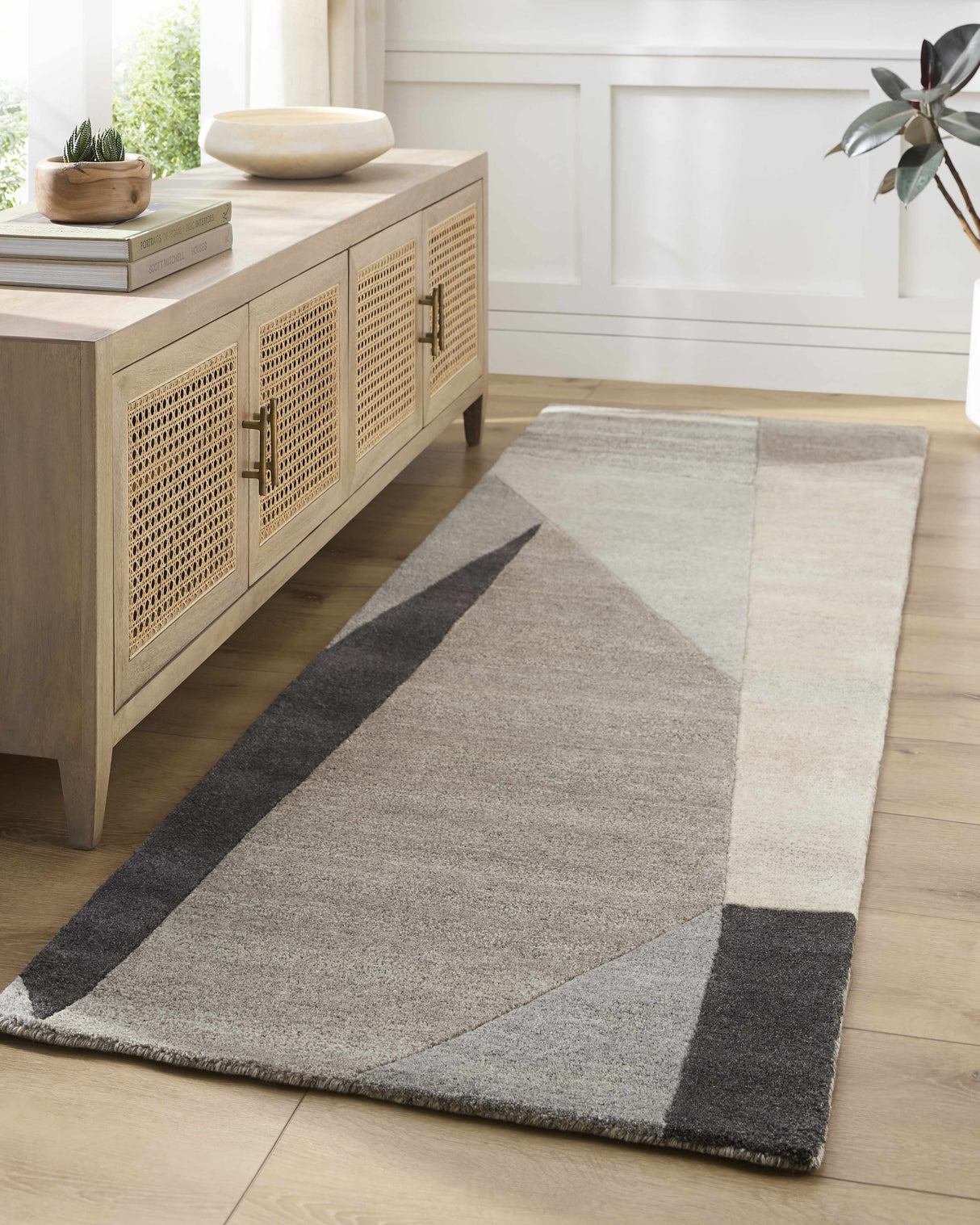 Toril Modern Wool Rug