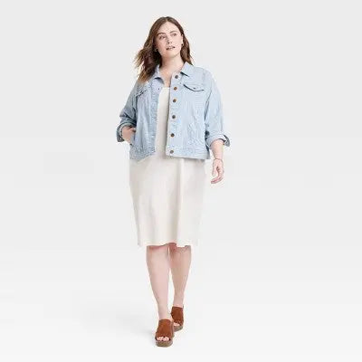 Universal Thread Women's Plus Button Up Denim Jacket