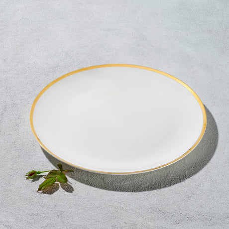 Vintage,-White-Charger-with-Gold-Rim-