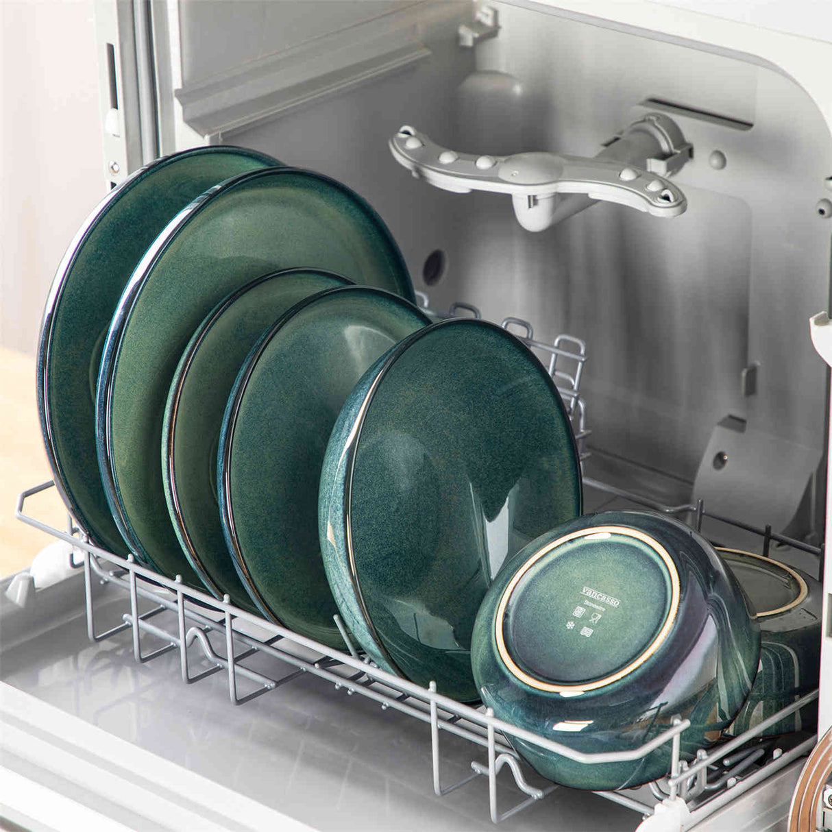 Starry Lipped-Edge 24 Piece Dinnerware Set