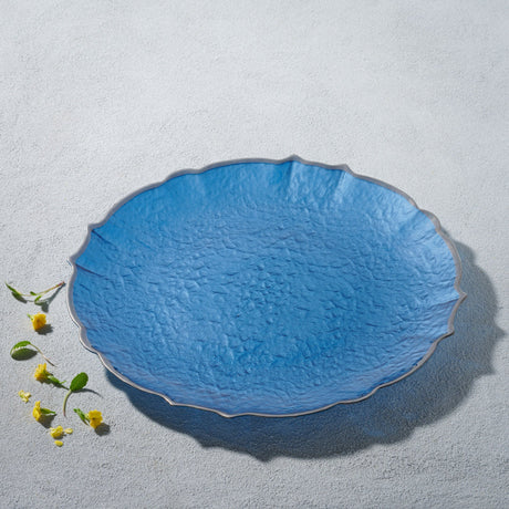 Cedar, Glass Charger with Scallop-Colored Edge-Set of 4