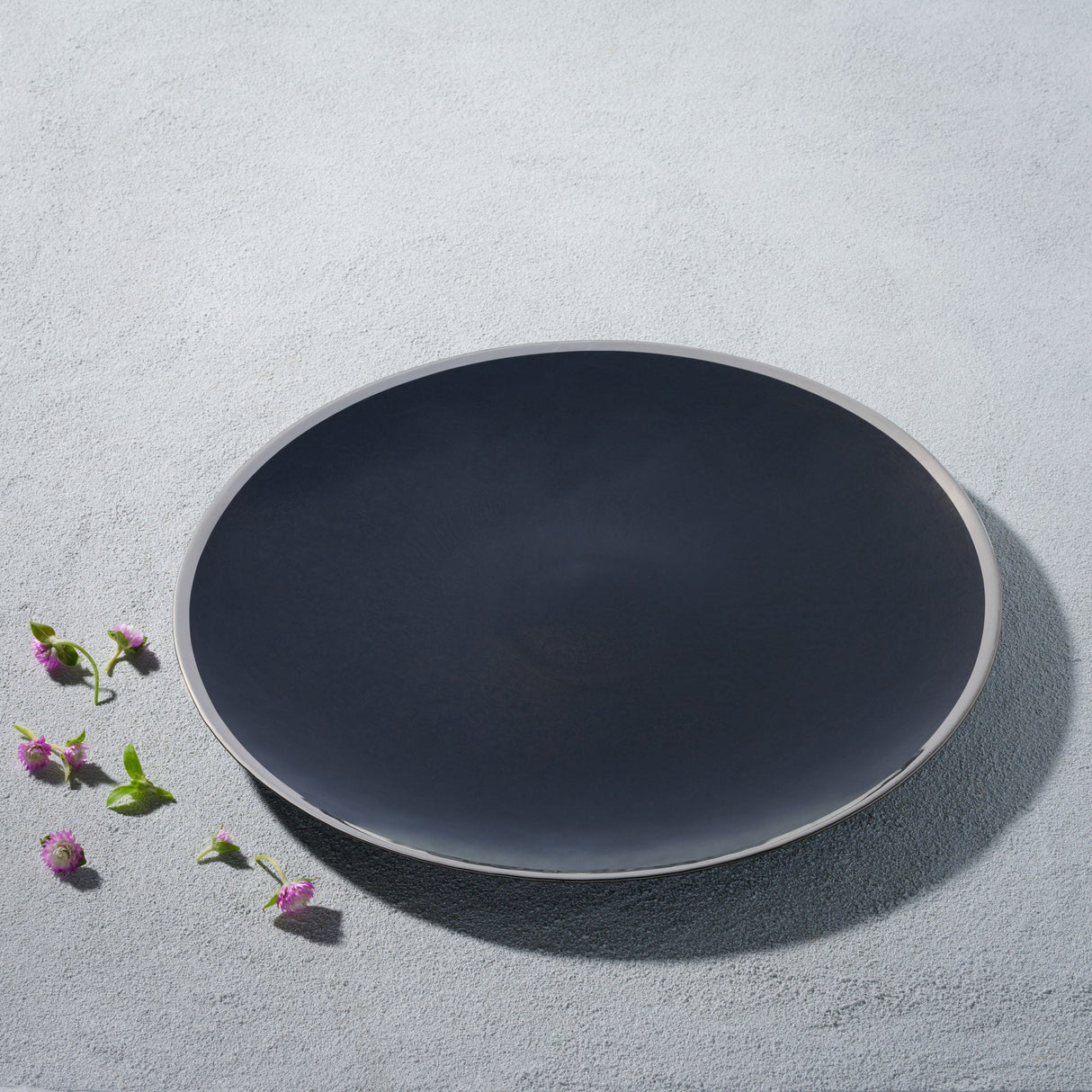 Willow, Glass Charger with Colored Rim-Set of 4