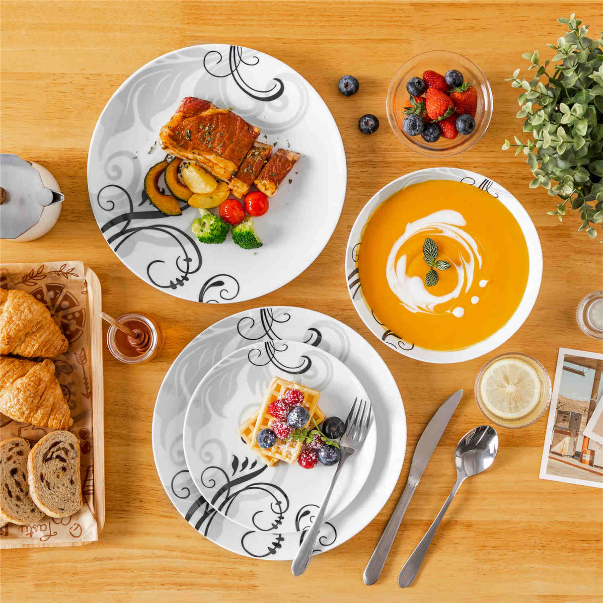 Zoey Round 18 Piece Dinnerware Set