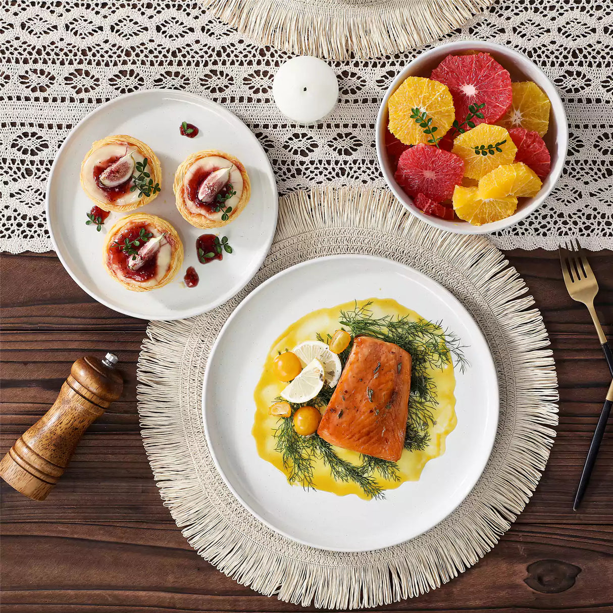 Zora 12 Piece Dinnerware Set