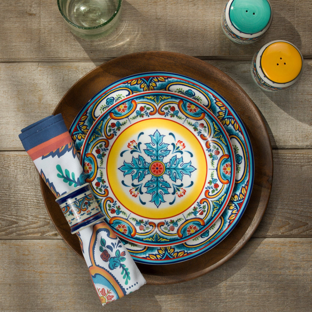 Zanzibar 4 piece stoneware napkin rings set