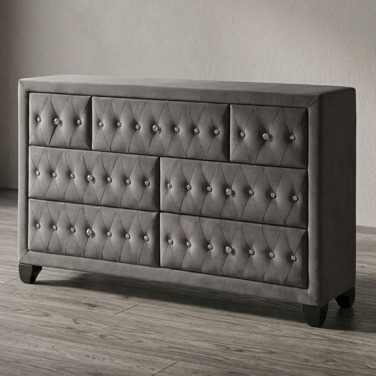 Sophia - Upholstered Bedroom Set